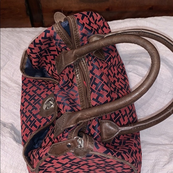 Tommy hilfiger purse - Picture 8 of 8